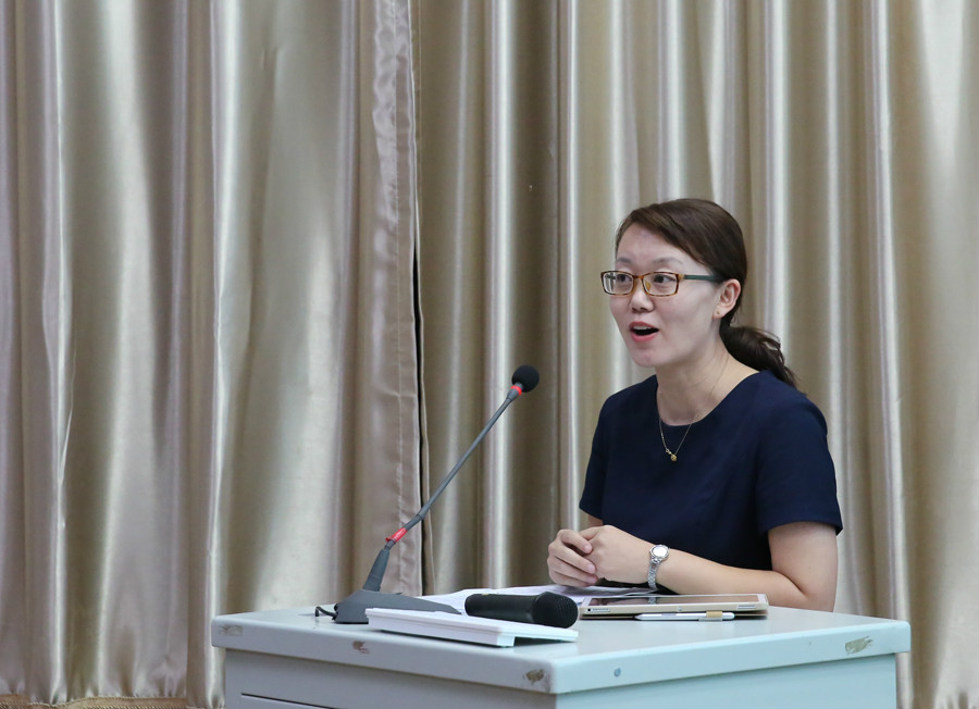 20180918113121_师傅代表杜薇老师发言6.jpg