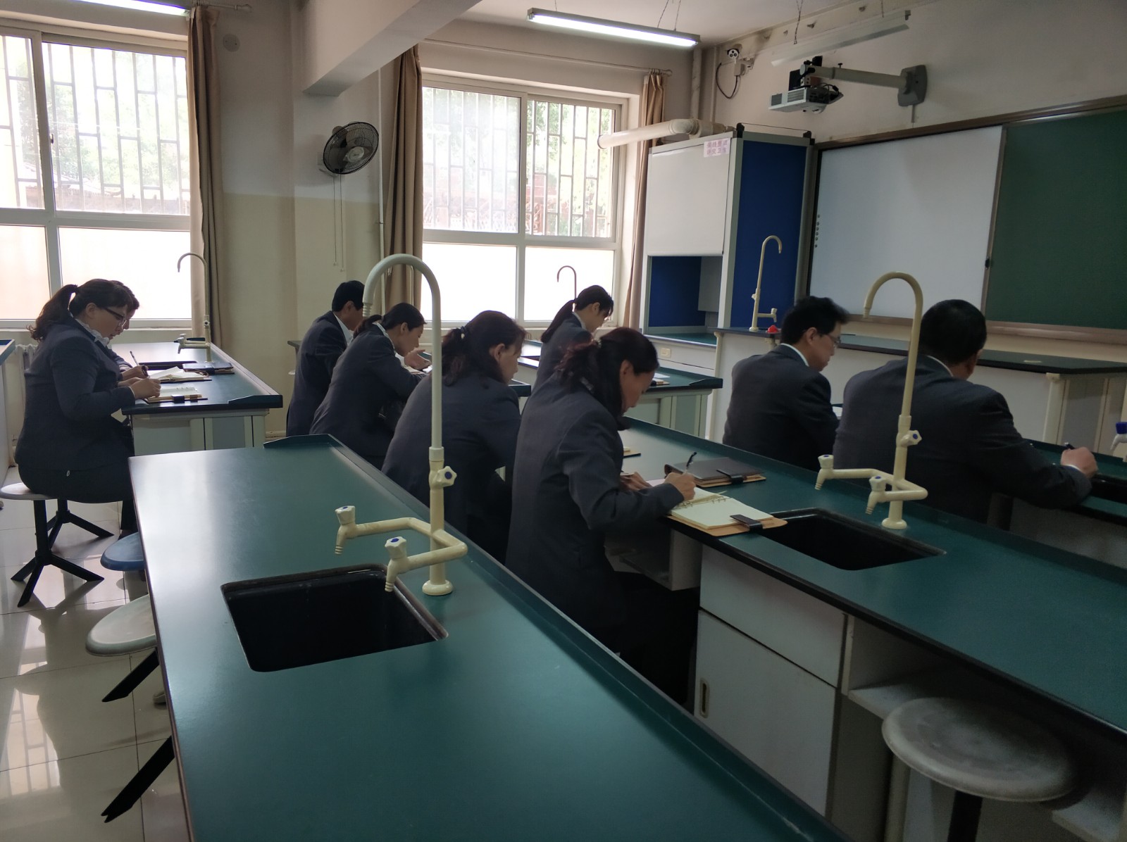 20190508163735_微信图片_20190506161212.jpg 20190508163735_微信图片_20190506161212.jpg