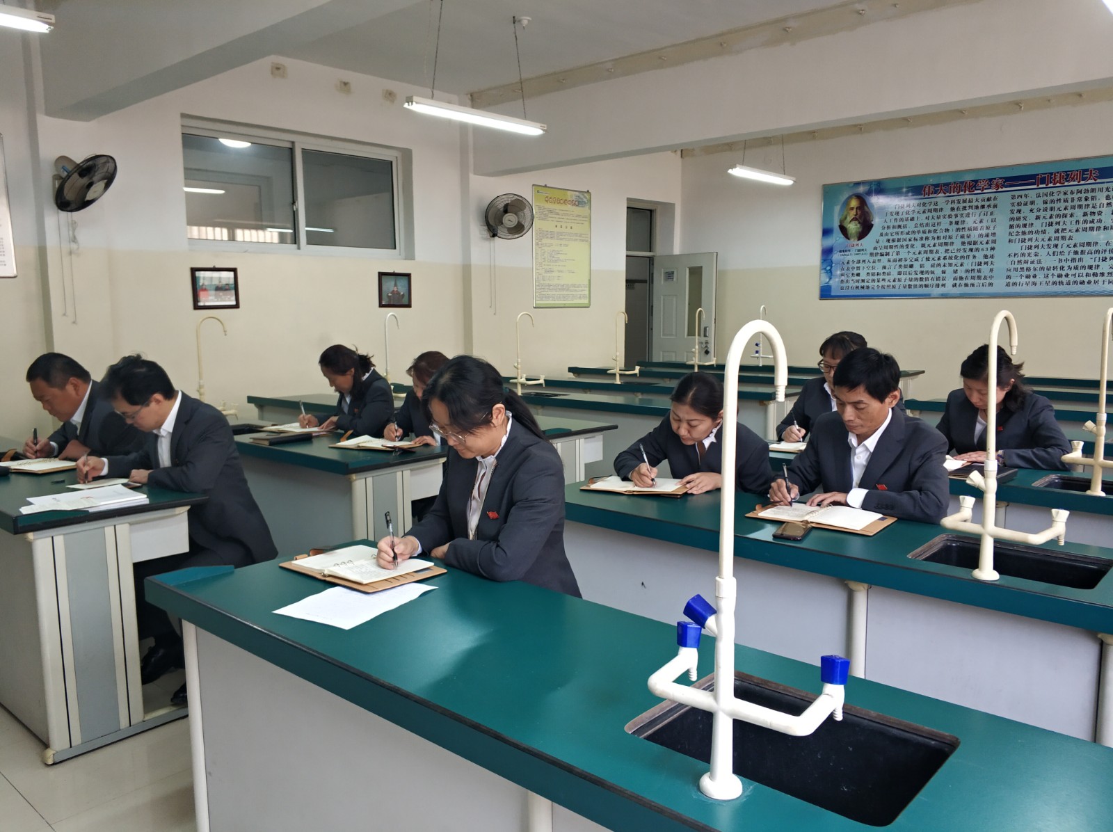 20190508163735_微信图片_20190506161227.jpg 20190508163735_微信图片_20190506161227.jpg