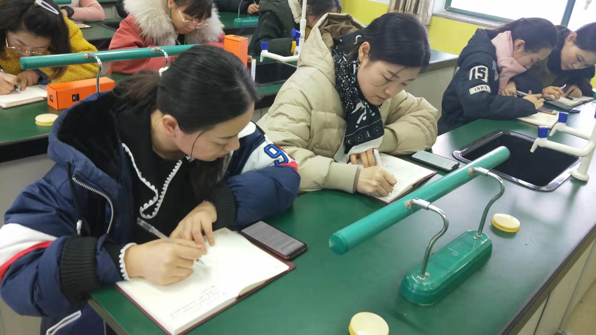 20191230155311_微信图片_20191225141353.jpg 20191230155311_微信图片_20191225141353.jpg