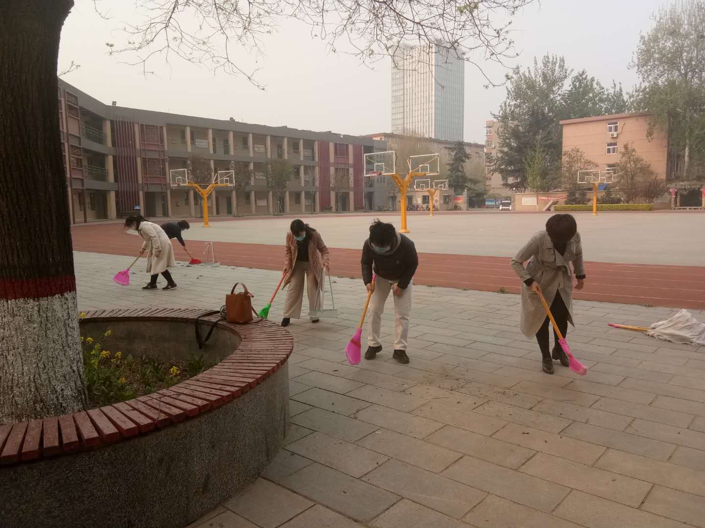 20200407215952_微信图片_202004071719527.jpg 20200407215952_微信图片_202004071719527.jpg