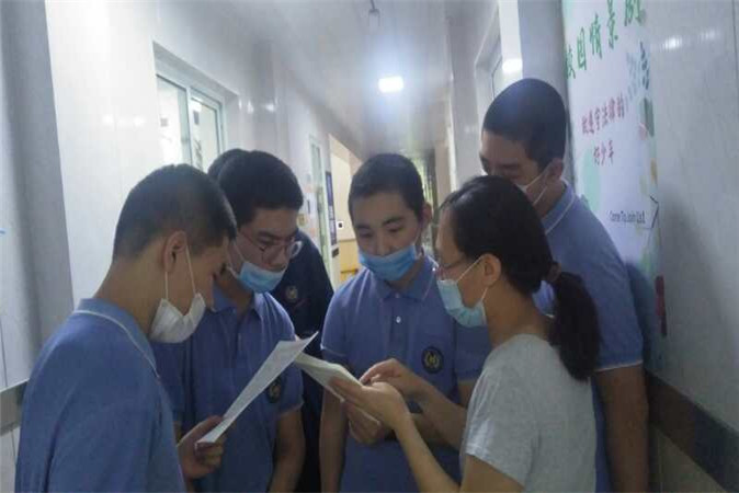 20200801200726_教师辅导3.jpg