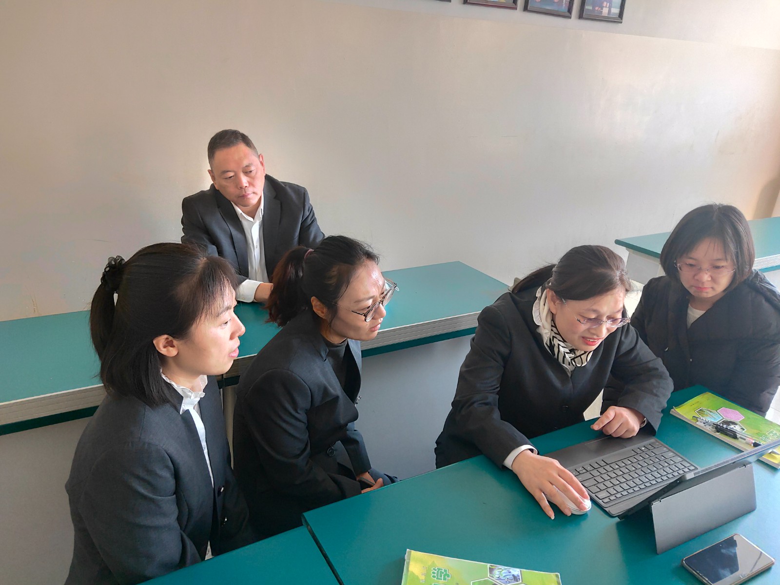 20211029160957_张丽欣.jpg 20211029160957_张丽欣.jpg