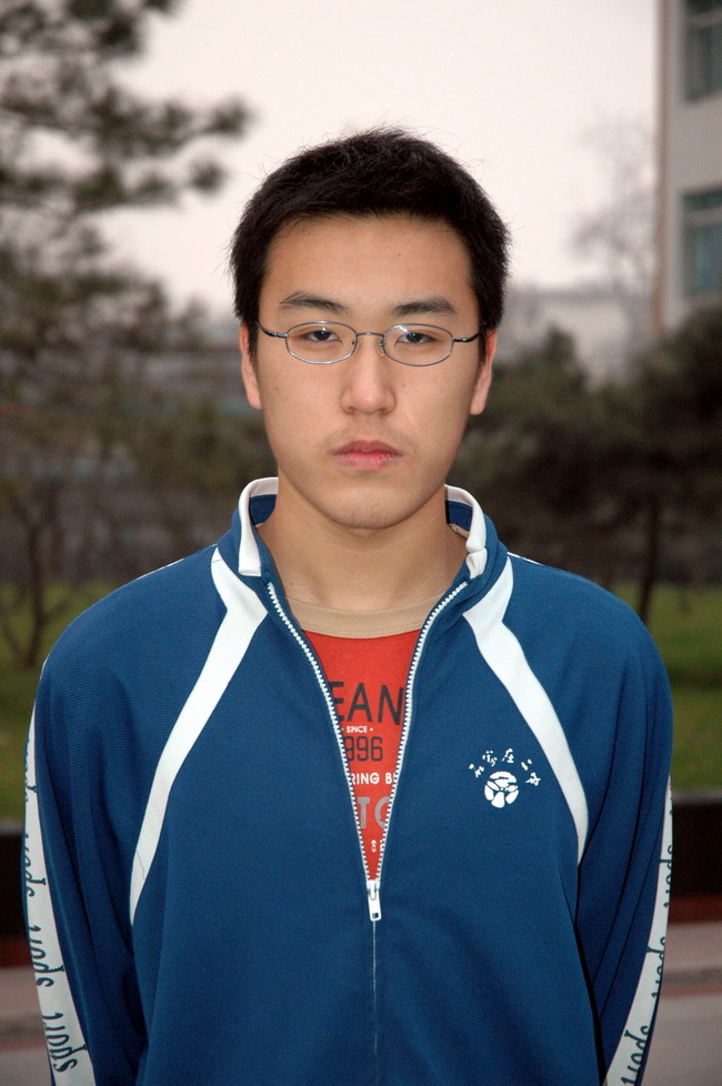 9-雷彦哲-保送清华大学-谢谢老师对我的教诲,您让我学会如何做人。