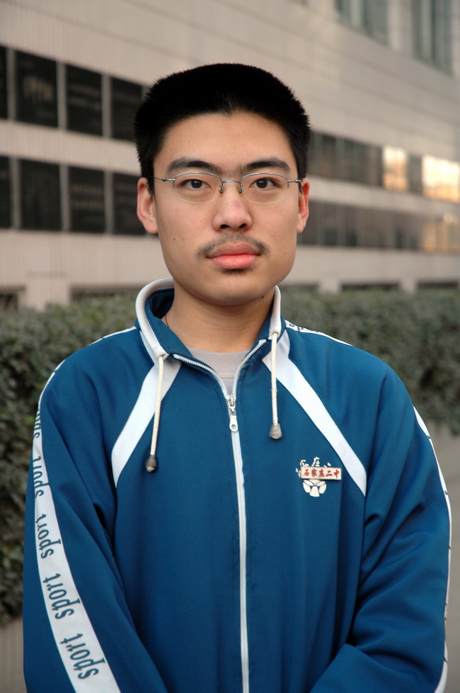 21-段以恒-保送中国科学技术大学-感谢二中为我提供放飞梦想的机会。